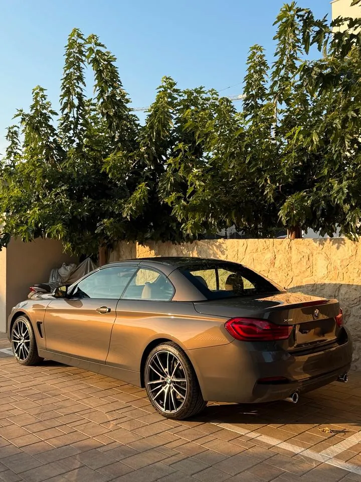 BMW 440I