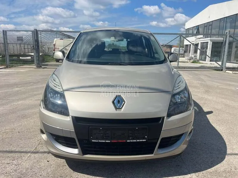Renault Scenic 2012 photo 2