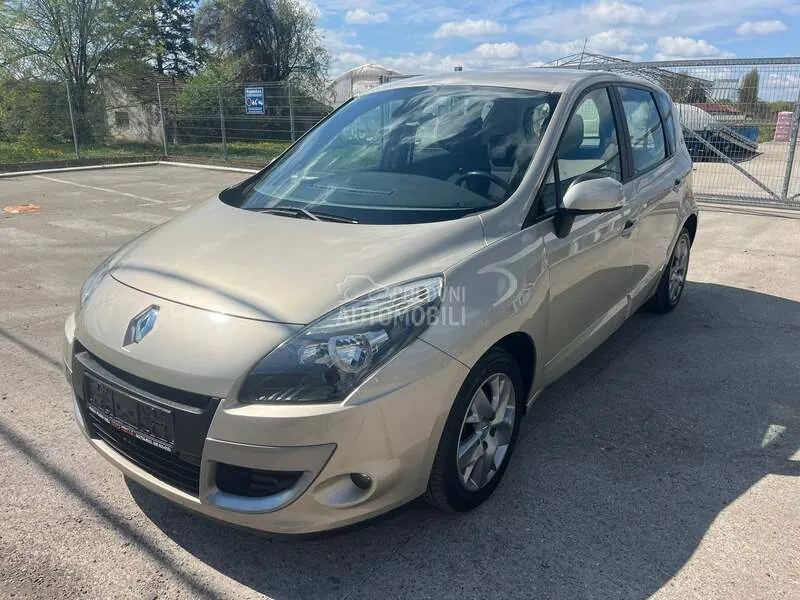 Renault Scenic 2012 photo 3