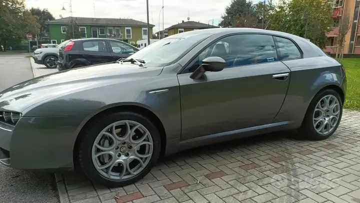 Alfa Romeo Brera