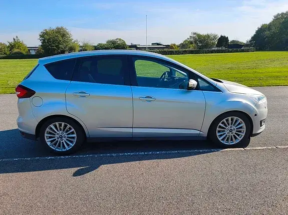 Ford C-Max 2016 photo 4