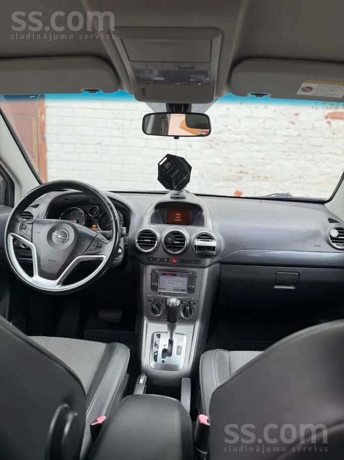 Opel Antara 2009 photo 4