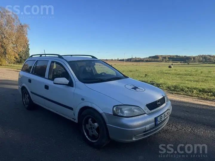 Opel Astra 2004 photo 2