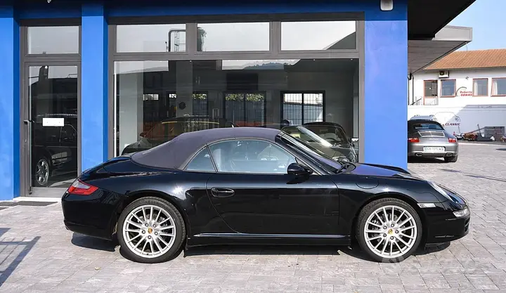 Porsche 911 2005 photo 3