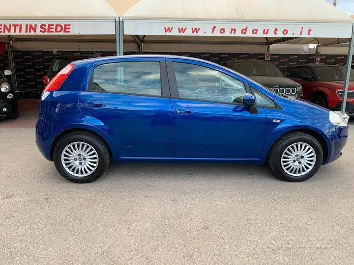 Fiat Grande Punto 2006 photo 5