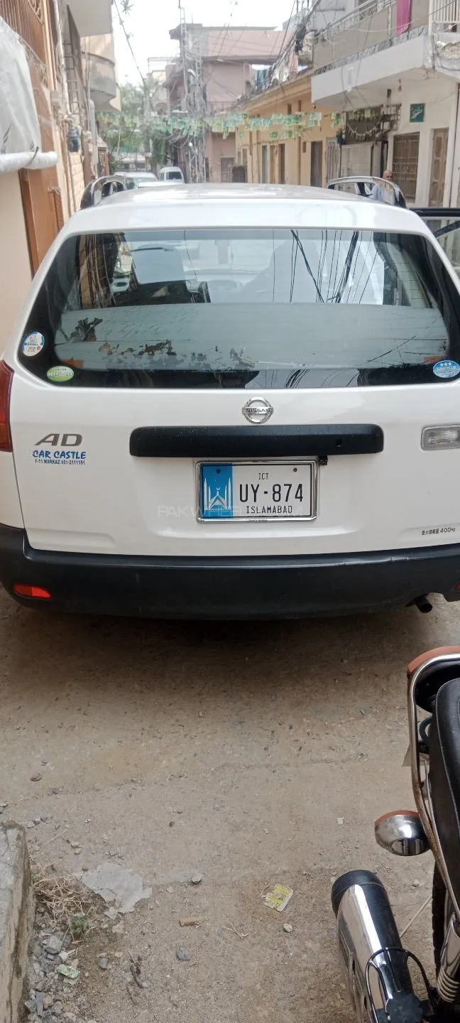 Nissan Ad Van