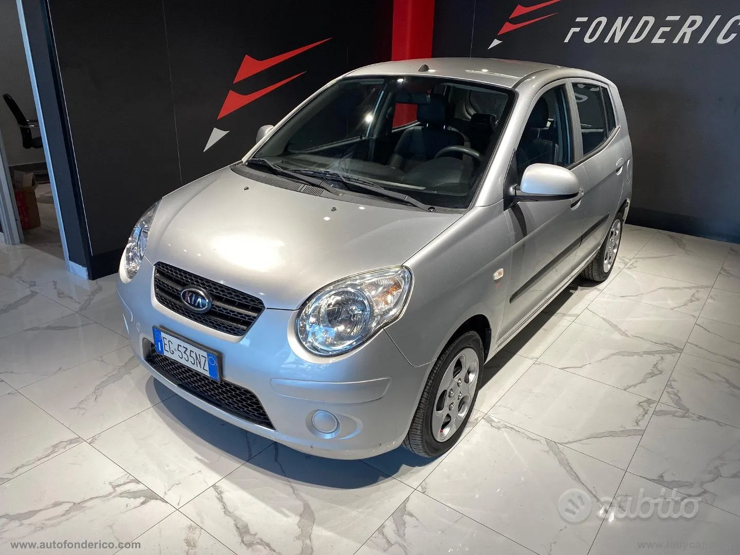 Kia Picanto 2011 photo 2