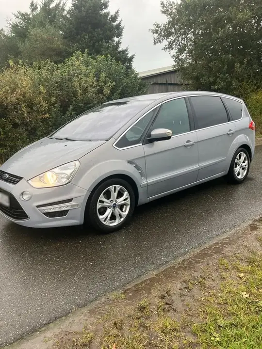 Ford S-Max