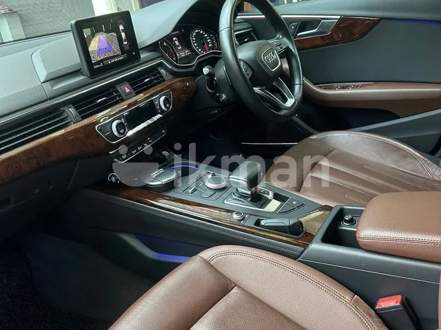Audi A4 2018 photo 2