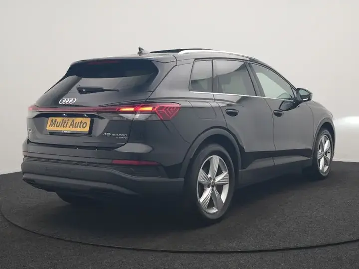 Audi Q4 E-Tron 2023 photo 3