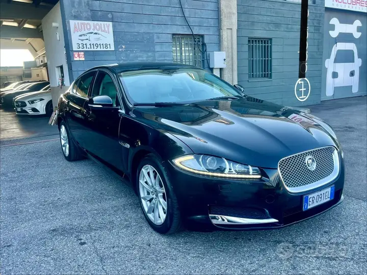Jaguar Xf 2013 photo 3