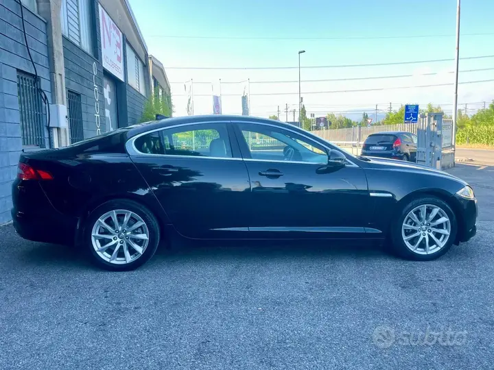 Jaguar Xf 2013 photo 4