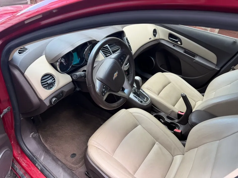 Chevrolet Cruze 2012 photo 3