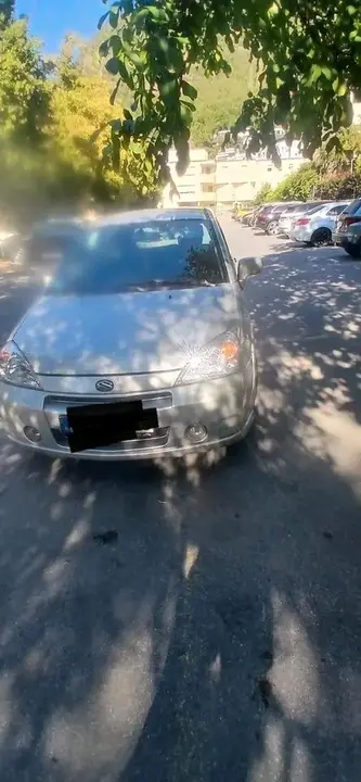Suzuki Liana