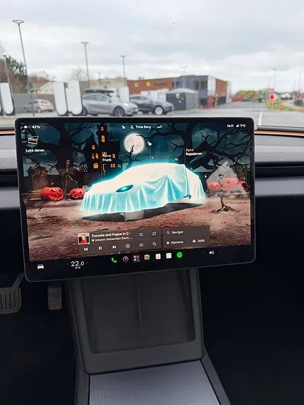 Tesla Model 3 2024 photo 5