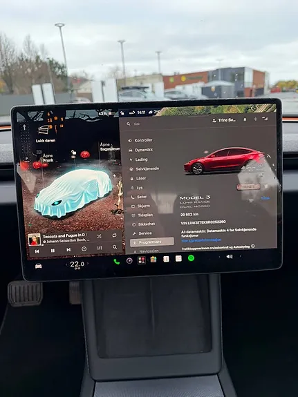 Tesla Model 3 2024 photo 4