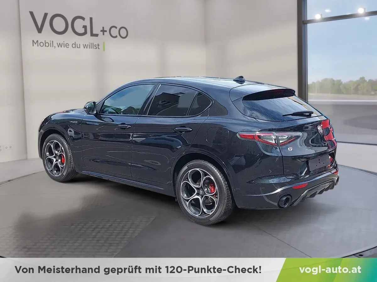 Alfa Romeo Stelvio 2026 photo 3