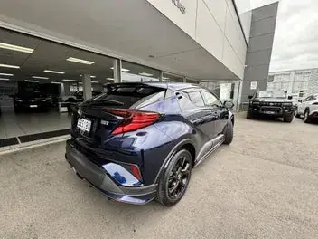 Toyota C-Hr 2020 photo 4