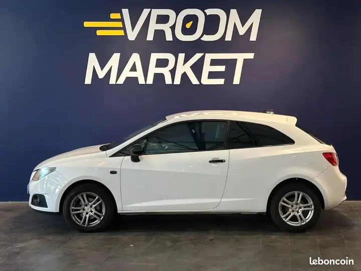 Seat Ibiza 2011 photo 4