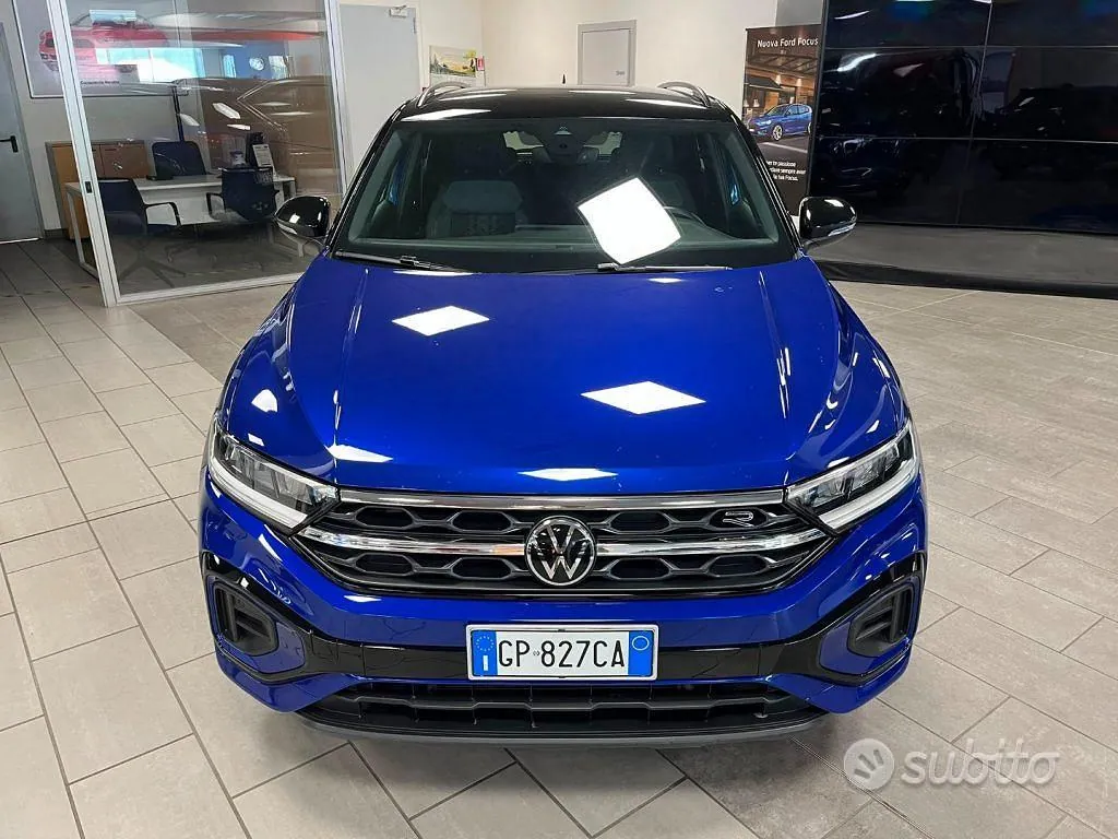 Volkswagen T-Roc 2023 photo 2