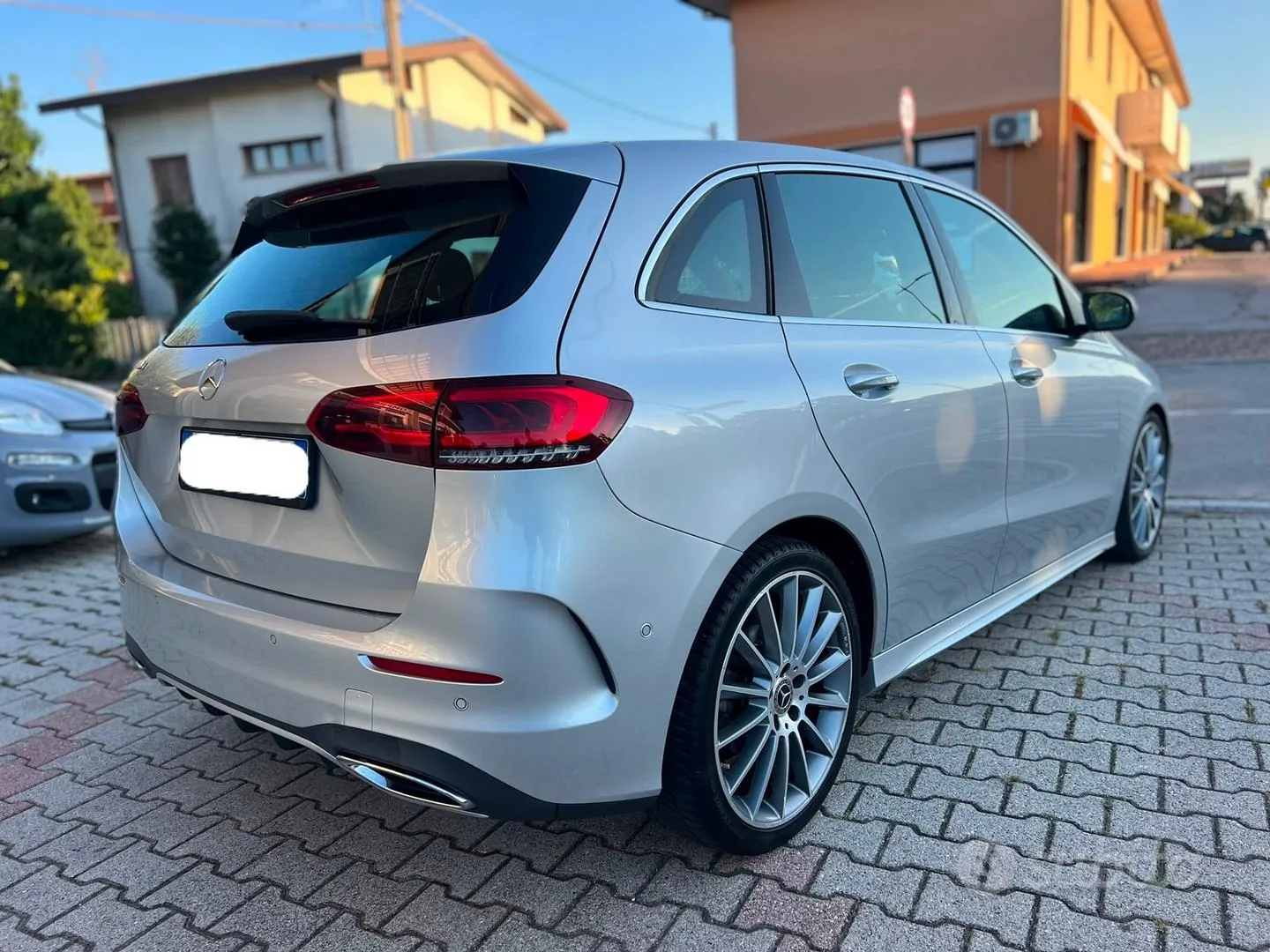 Mercedes-Benz B 180 2019 photo 4