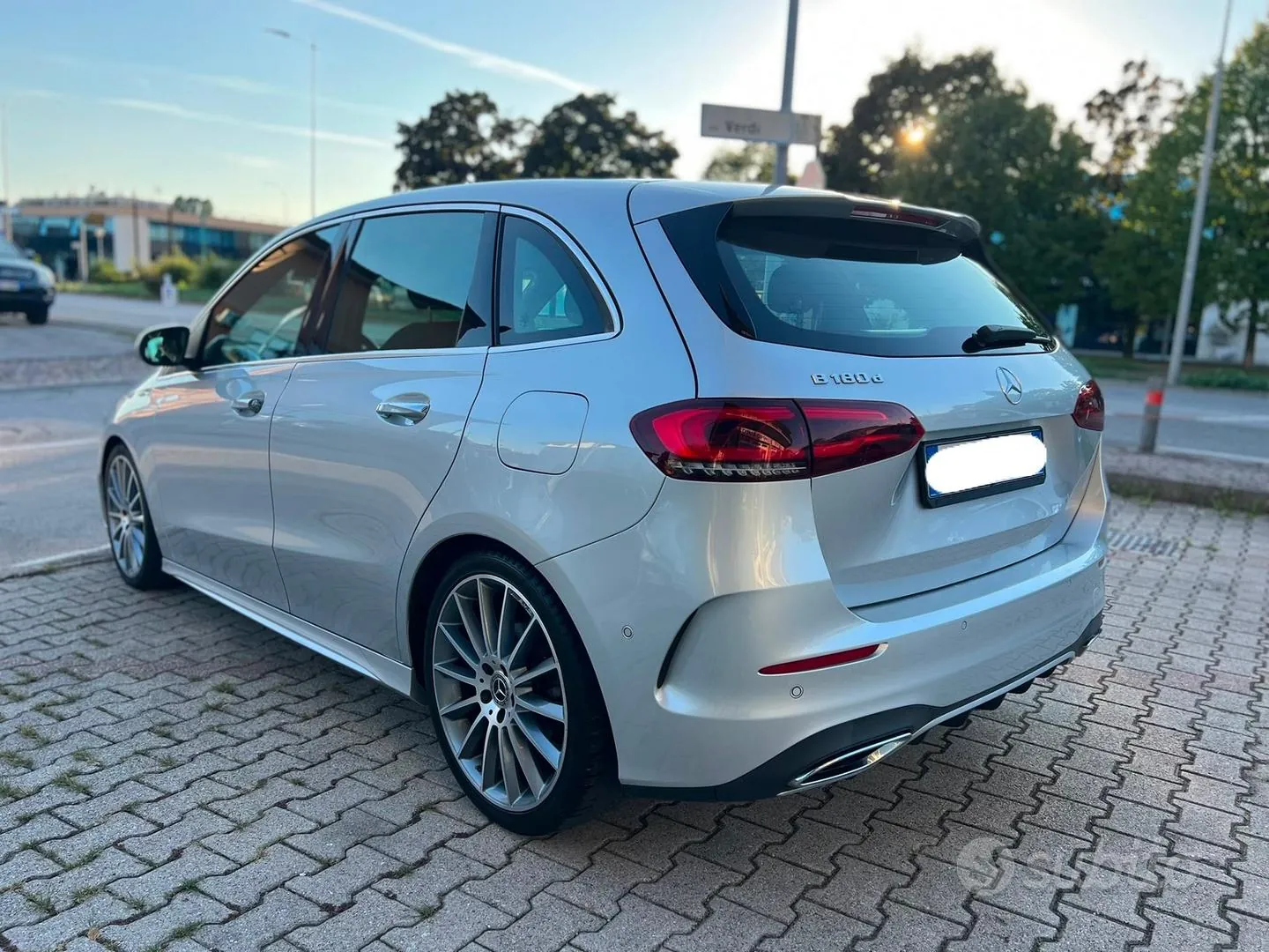Mercedes-Benz B 180 2019 photo 5
