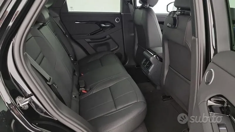 Land Rover Range Rover Evoque 2025 photo 5