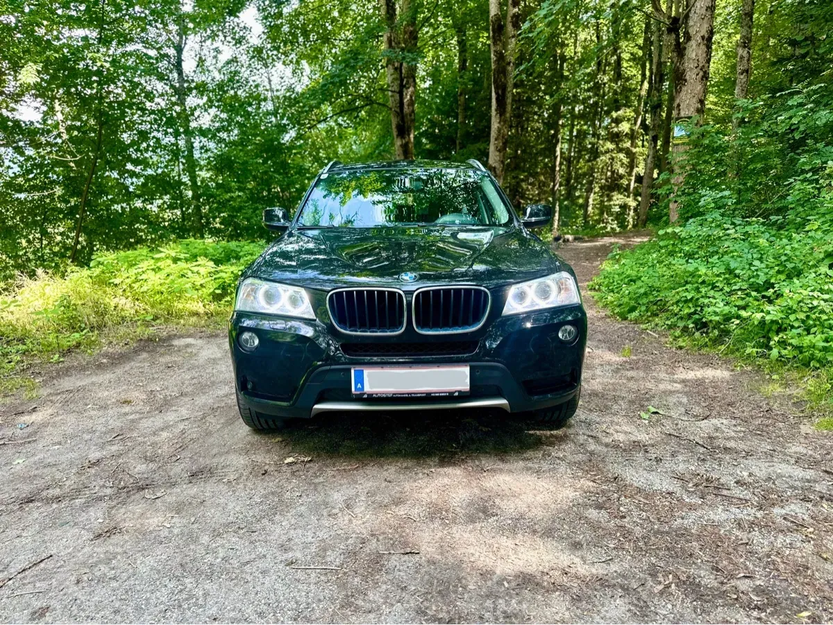 BMW X3 2013 photo 2