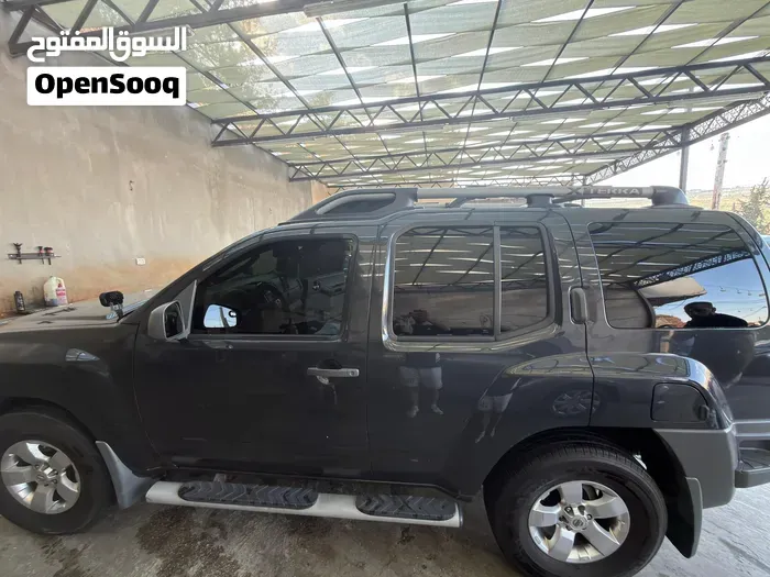 Nissan Xterra 2010 photo 2