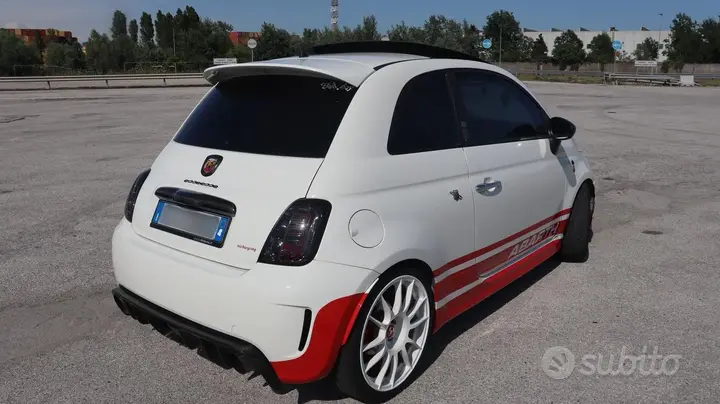 Abarth 595 2010 photo 3