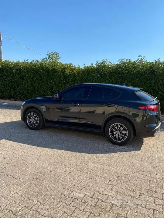 Alfa Romeo Stelvio 2017 photo 3