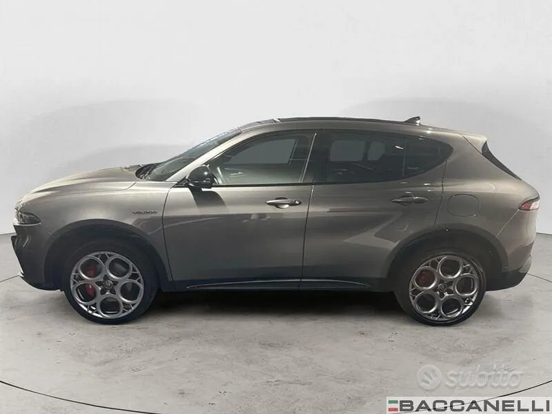 Alfa Romeo Tonale 2025 photo 2