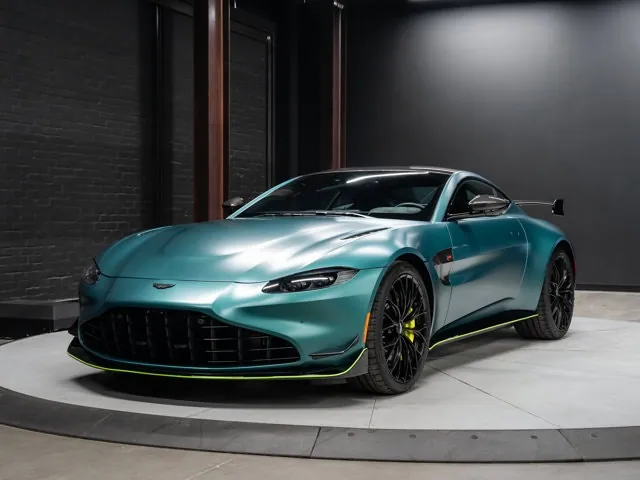 Aston Martin Vantage 2023 photo 5