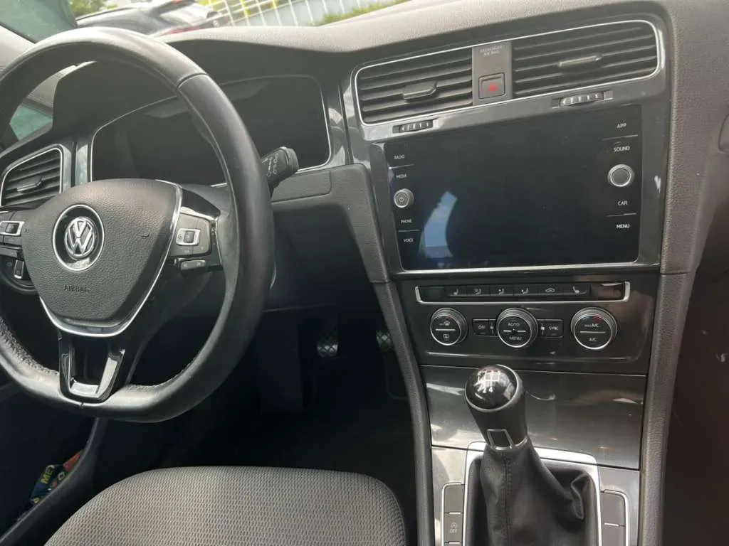 Volkswagen Golf 2018 photo 3