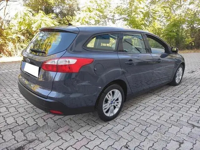 Ford Focus Sw 2011 photo 4