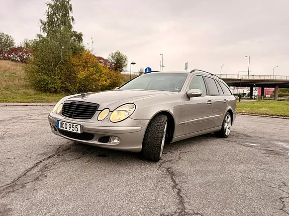 Mercedes-Benz E200 2003 photo 2