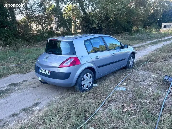 Renault Megane 2004 photo 2
