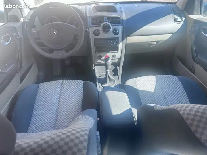 Renault Megane 2004 photo 3