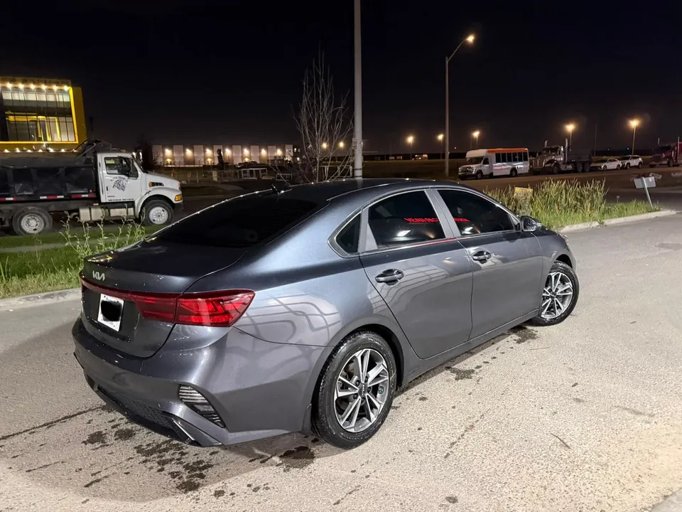 Kia Forte 2023 photo 5
