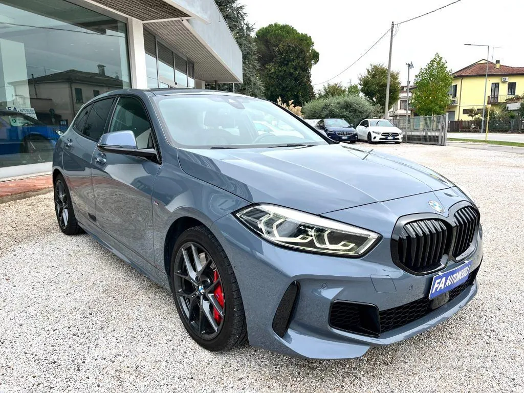 BMW 1 Series 2023 photo 4