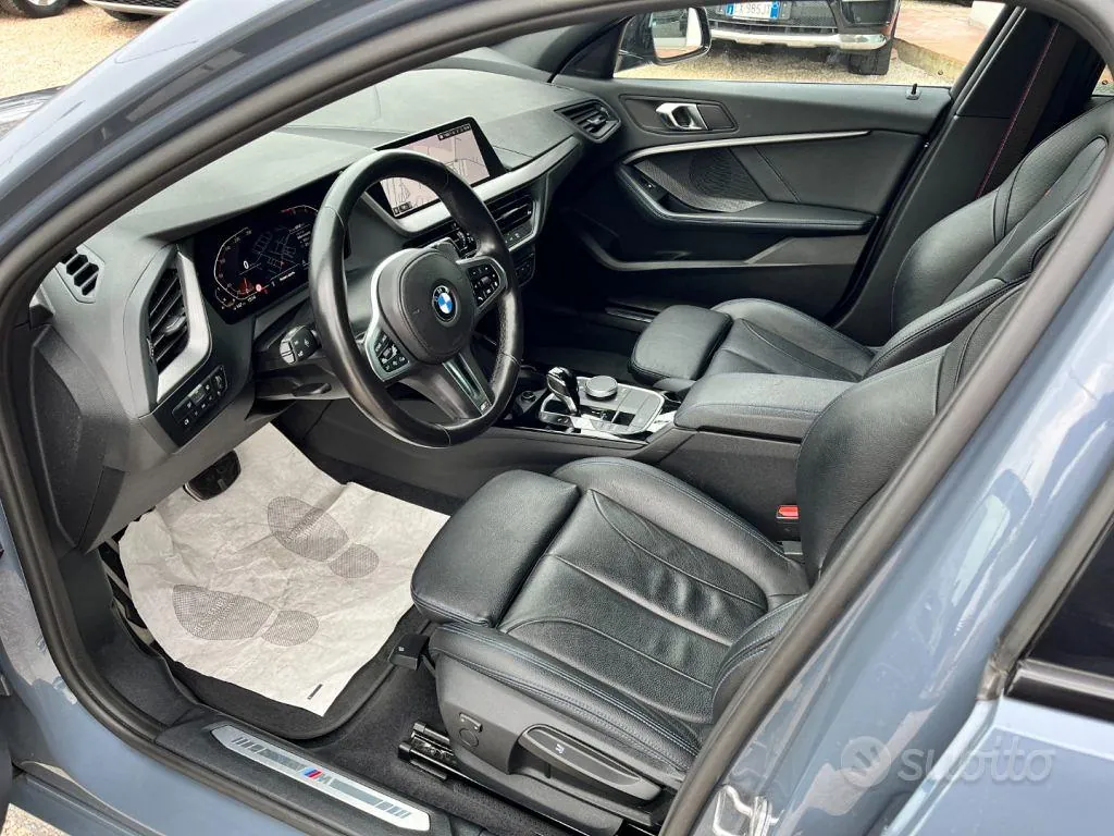 BMW 1 Series 2023 photo 5