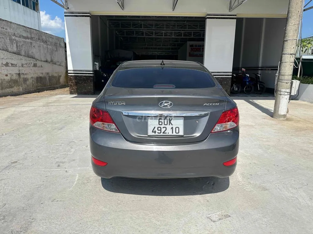 Hyundai Accent 2012 photo 5