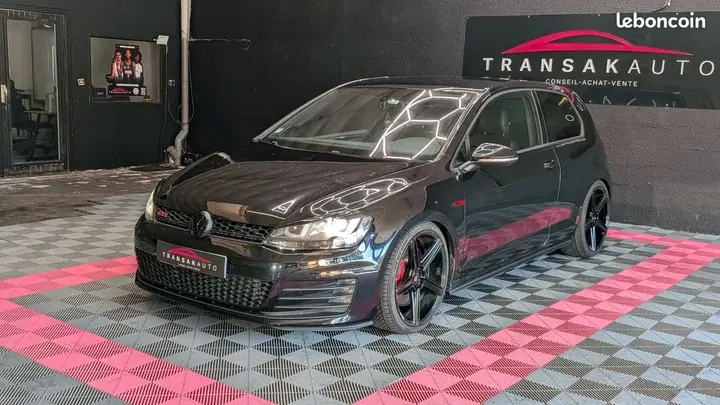 Volkswagen Golf 2013 photo 3