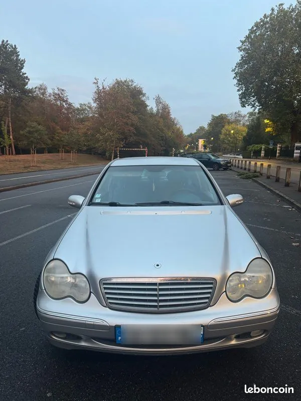 Mercedes-Benz C-Class 2002 photo 3