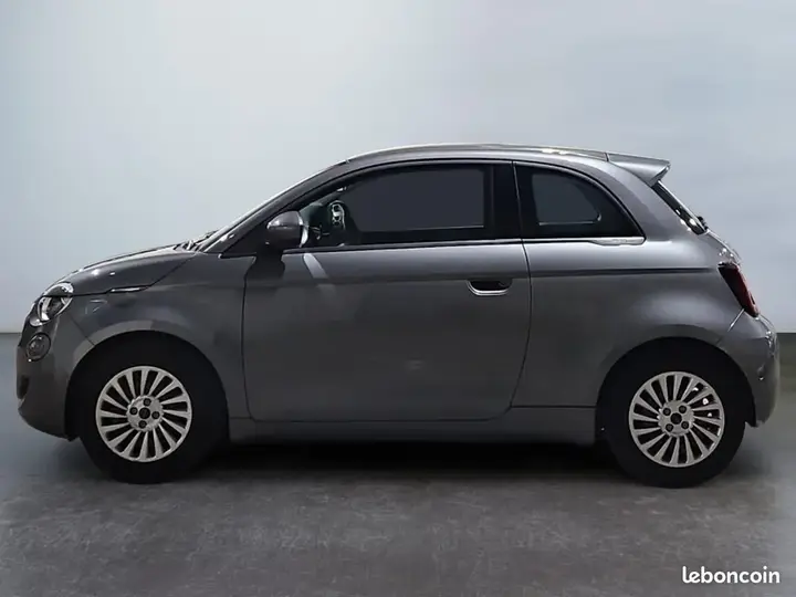 Fiat 500 2023 photo 2