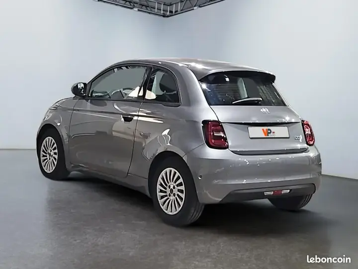 Fiat 500 2023 photo 3
