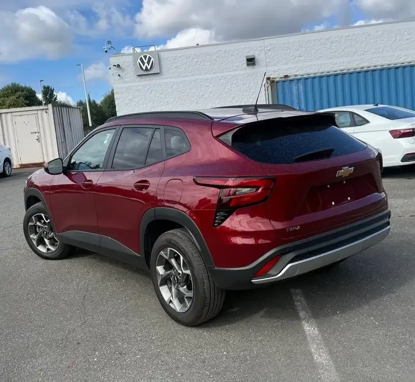 Chevrolet Trax 2025 photo 2