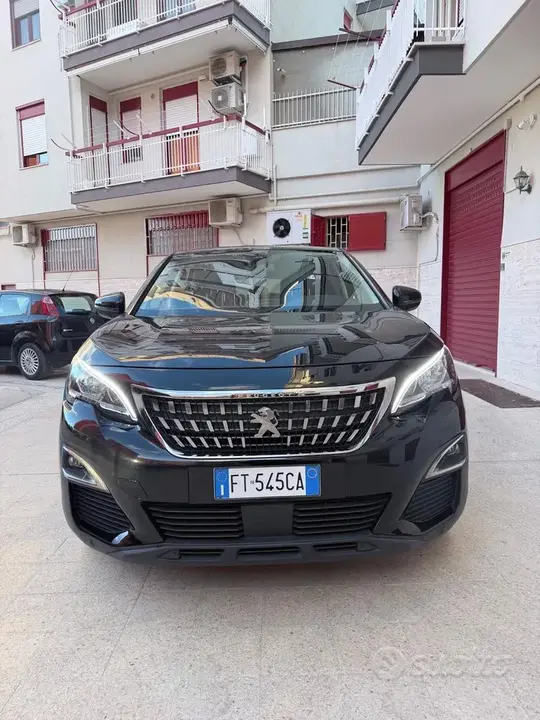 Peugeot 3008 2019 photo 2