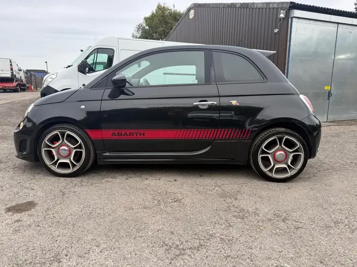 Abarth 500 2012 photo 5