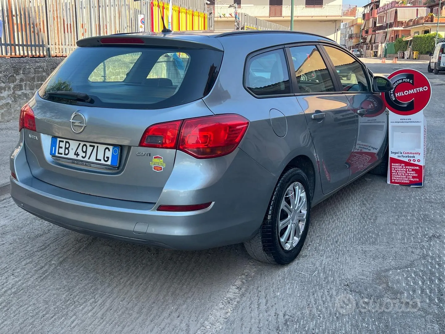 Opel Astra 2013 photo 4